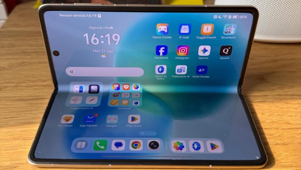 Honor Magic V5, smartphone La Prova Dello Pieghevole e Ultrasottile Honor Magic V5, smartphone La Prova Dello Pieghevole e Ultrasottile