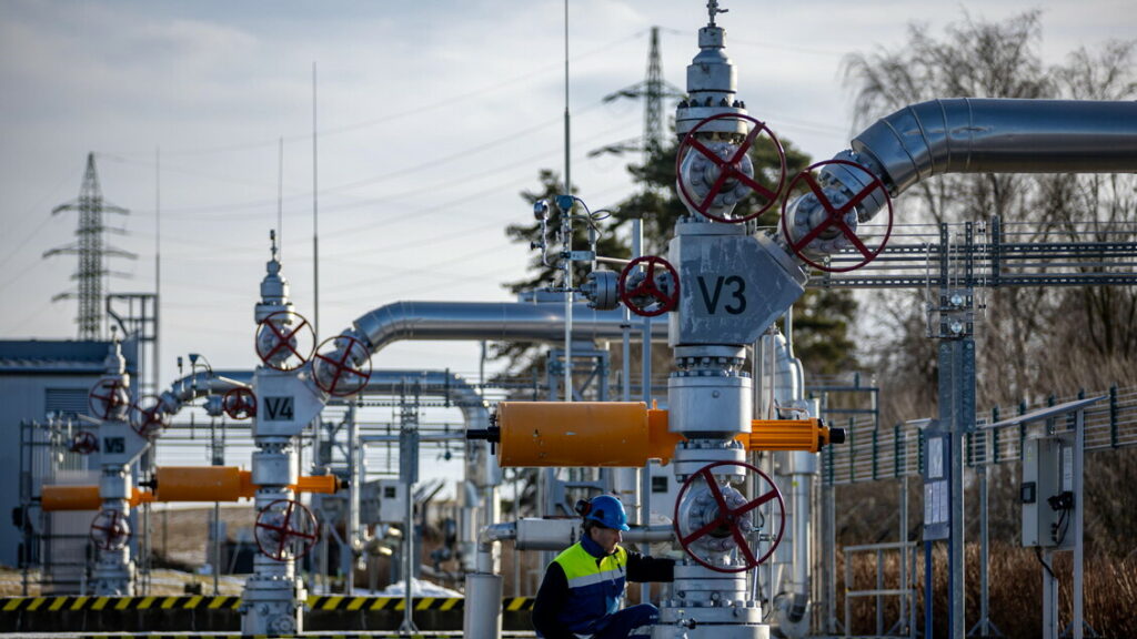 Il gas sui minimi dall'aprile del 2024, mercato scommette su stop sanzioni alla Russia - Notizie