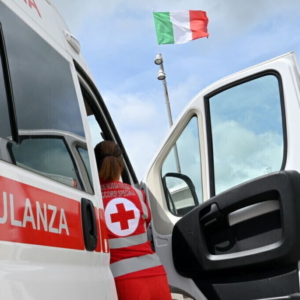 Investito da un furgone in manovra, muore un bambino di 2 anni Investito da un furgone in manovra, muore un bambino di 2 anni