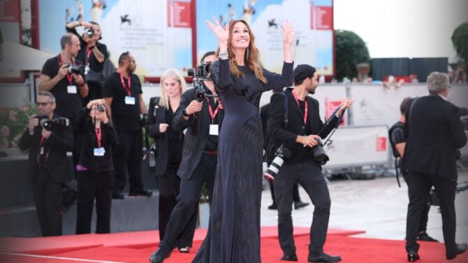 La prima volta di Julia Roberts a Venezia è un doppio debutto La prima volta di Julia Roberts a Venezia è un doppio debutto