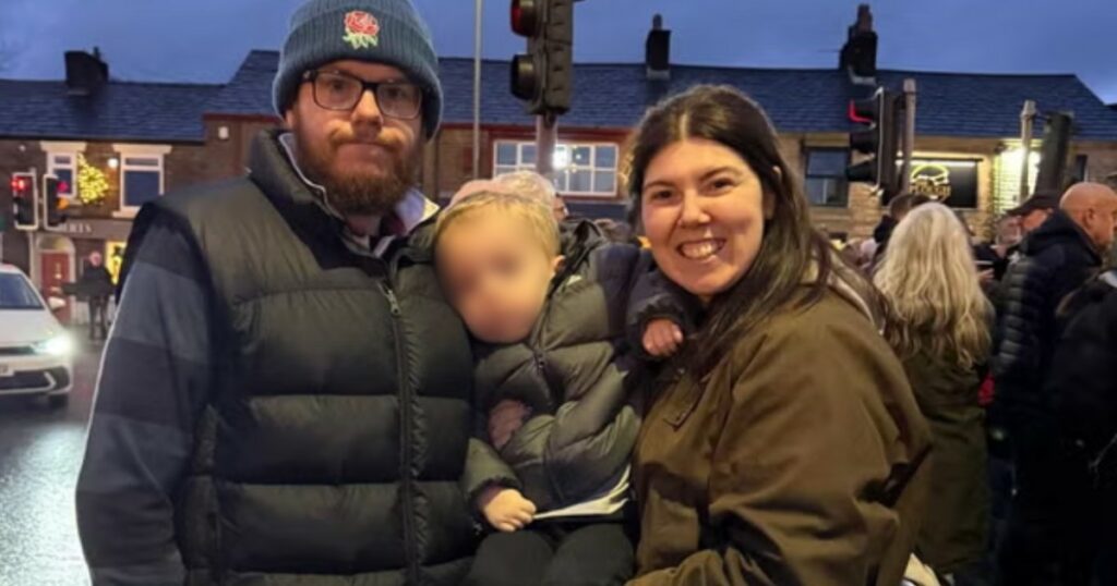 "Mio figlio aveva la testa grande,