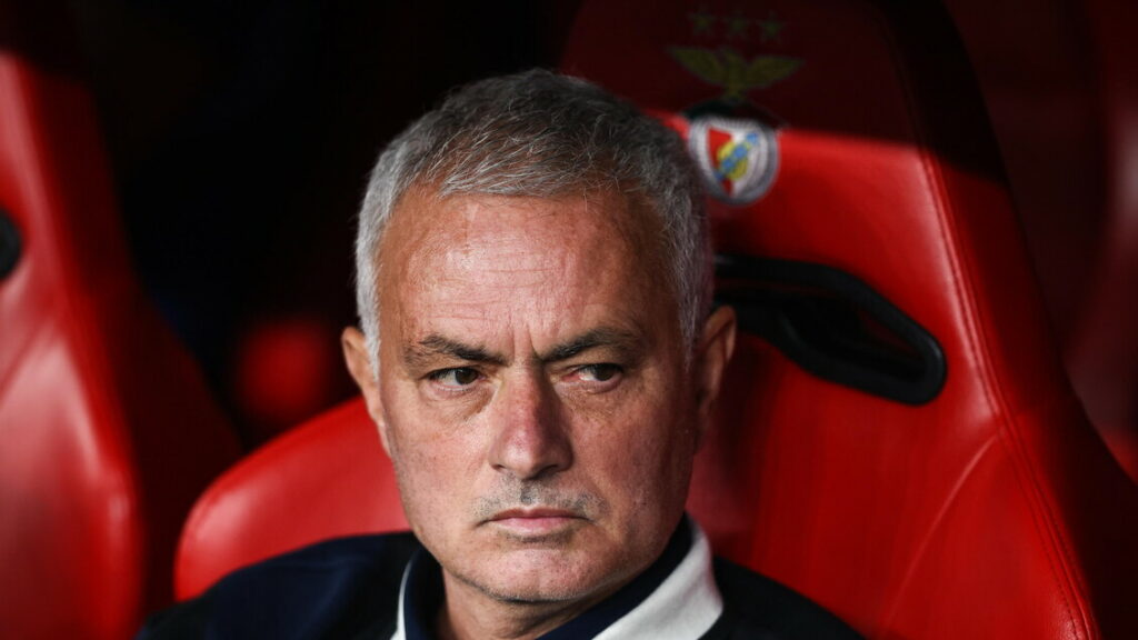 Mourinho esonerato dal Fenerbahce – Notizie Mourinho esonerato dal Fenerbahce - Notizie