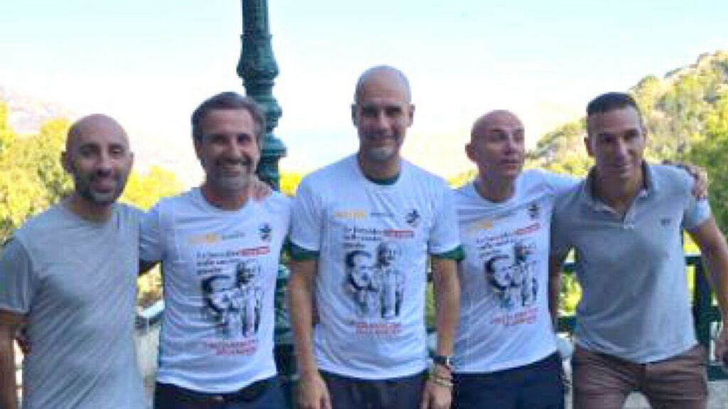 Pep Guardiola rende omaggio a Falcone e Borsellino - Calcio