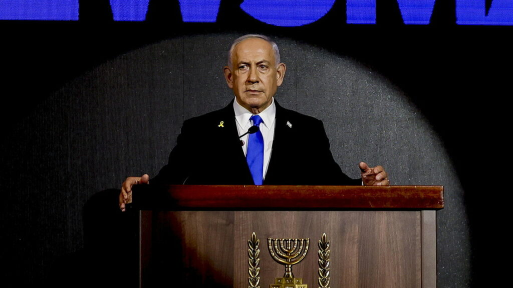 Raid su un ospedale nella Striscia, 5 reporter tra i 20 morti. Netanyahu: rammarico. Trump: tra 3 settimane la guerra finisce - Medio Oriente