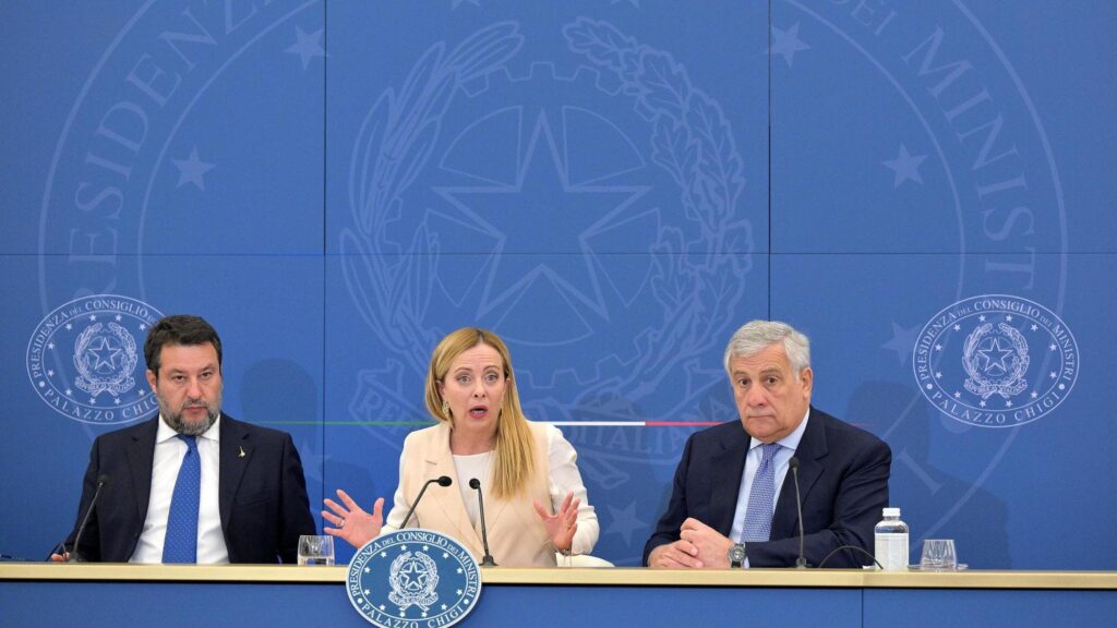 Regionali, coalizioni in alto mare. Tajani: “Ancora nessun incontro sui candidati, ma li troveremo”