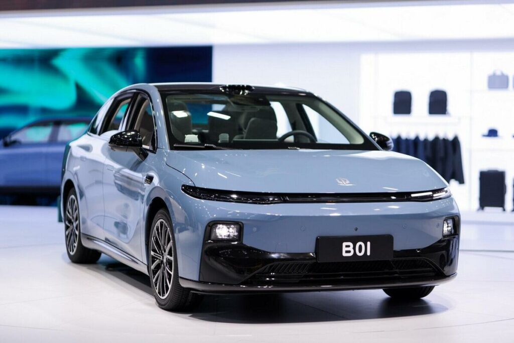 Stellantis, Leapmotor si apre alla fornitura di batterie: un nuovo passo strategico sulle orme di BY - Elettrico