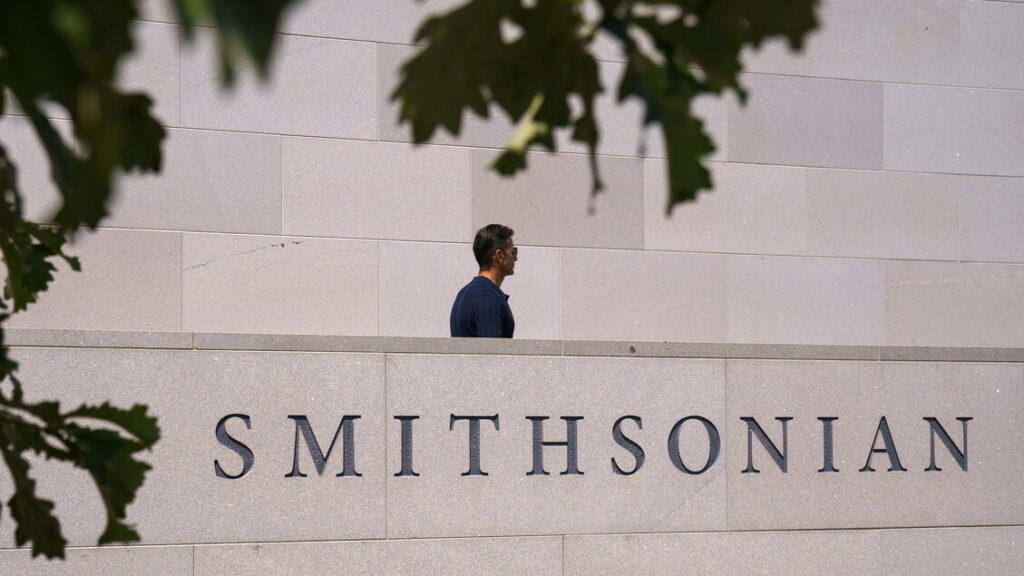 Trump allo Smithsonian una lista di arte proibita – Notizie Trump allo Smithsonian una lista di arte proibita - Notizie