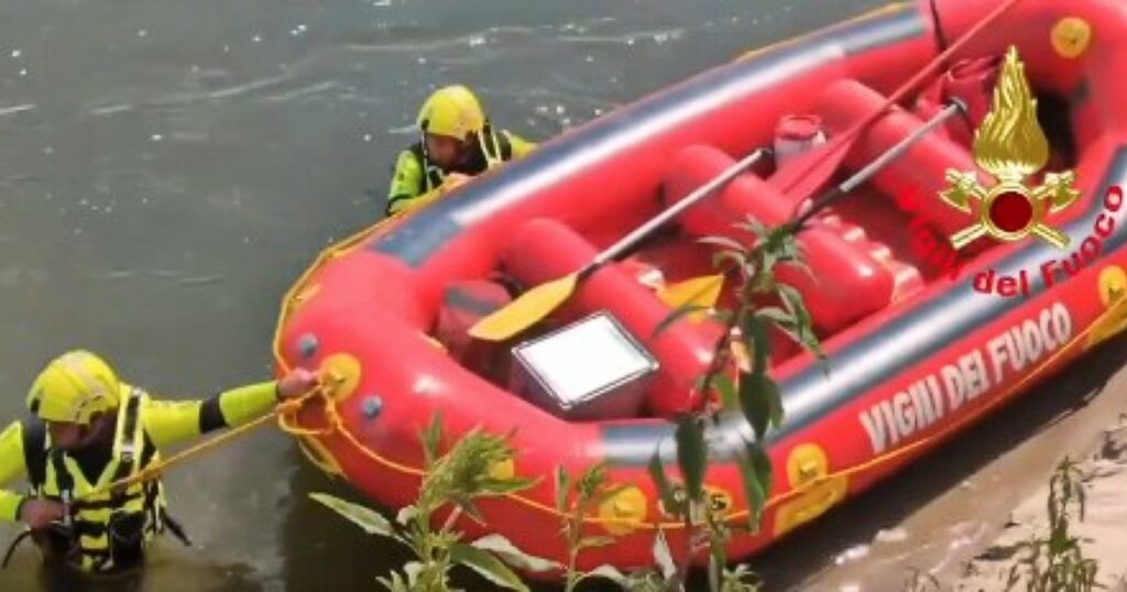 recuperato corpo a 220 metri di profondità Un altro ragazzo morto nell'Adda dopo un tuffo, corpo ripescato dai vigili del fuoco