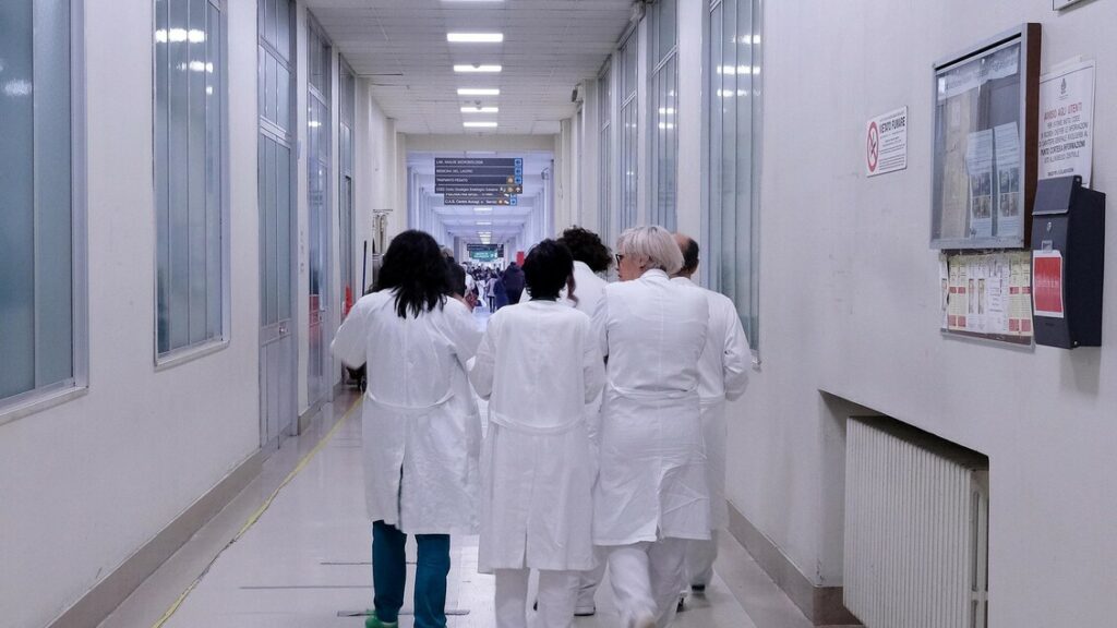 Aiom, 63% medici favorevole a eutanasia nei pazienti oncologici - Sanità