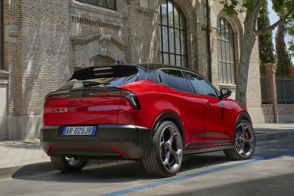 Alfa Romeo Junior: la gamma si aggiorna