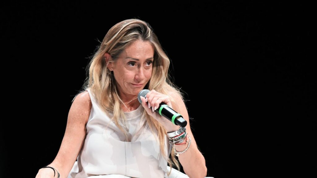 Arianna Meloni: «Stefano De Martino? Non sapevo bene nemmeno chi fosse. Poi ho collegato che era l’ex marito di Belen… sono consapevole dei miei limiti» Vanity Fair Italia