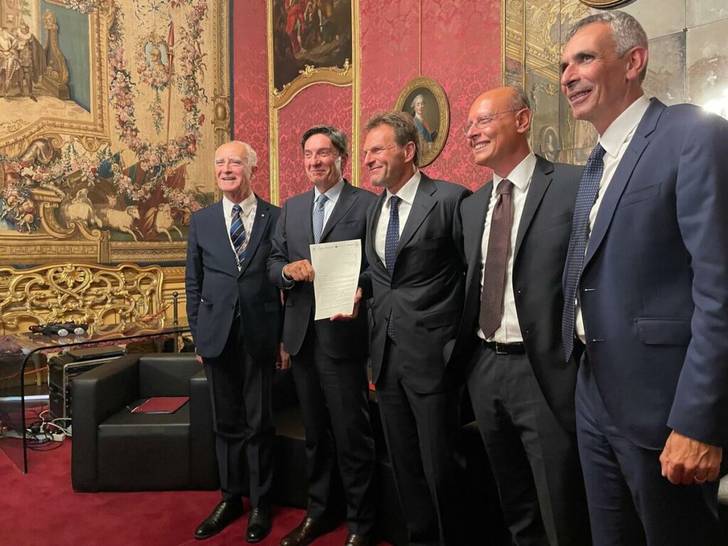 Automotive, l’Italia al bivio: le associazioni fanno fronte comune al Salone Auto di Torino - News