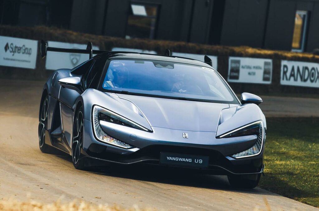 BYD creerà un mostro: ecco la Ferrari elettrica made in Cina - News