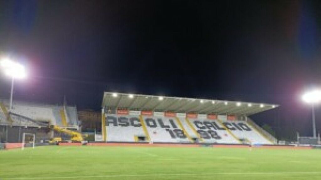 Calcio, squalifica di 7 giornate ad allenatore dell’Ascoli Tomei – Calcio Calcio, squalifica di 7 giornate ad allenatore dell'Ascoli Tomei - Calcio