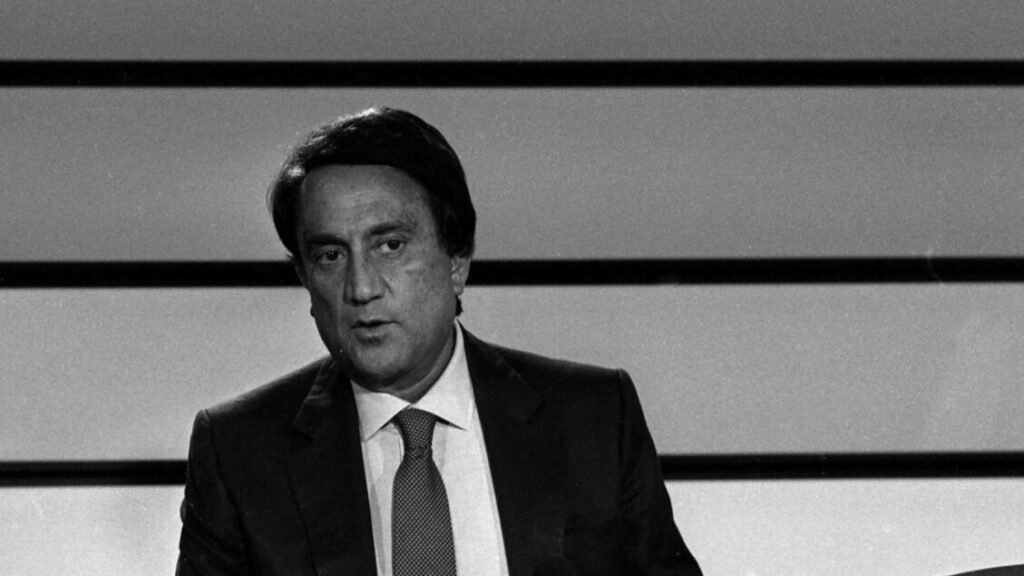 Camera ardente Emilio Fede accessibile solo ai familiari - Notizie