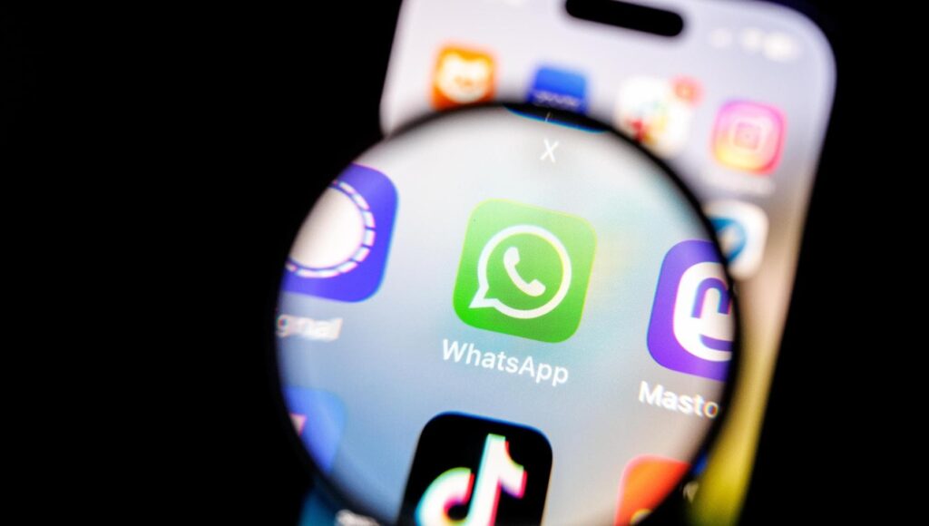 Chat Control, L'Europa a Un Bivio Sul Regolamento Che Divide Tra Sicurezza e Privacy