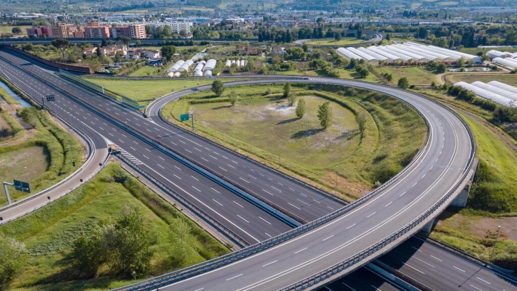 Corsa agli investimenti infrastrutturali: attesa maggiore concorrenza