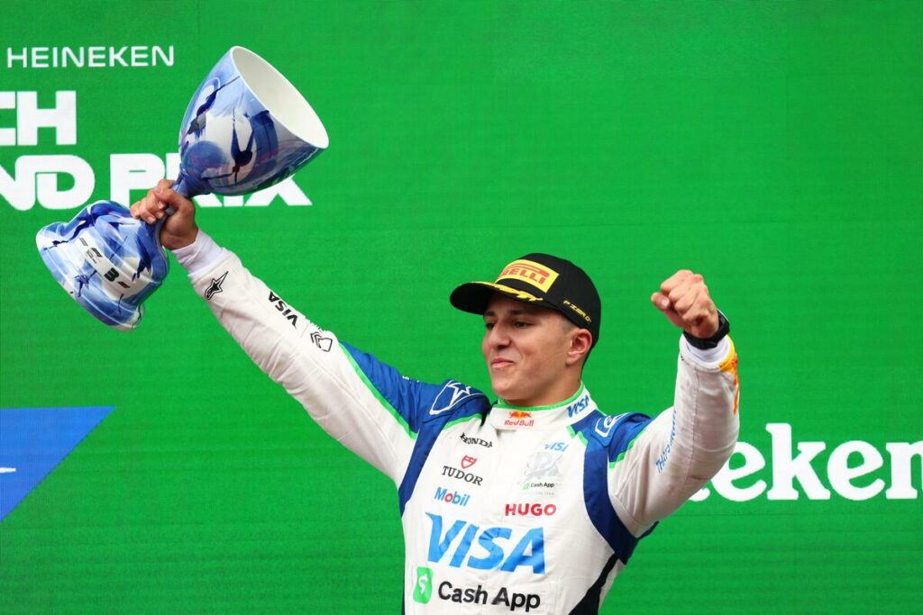 F1. Nel giorno del doppio zero della Ferrari a Zandvoort, Hadjar bagna il naso ad Antonelli – Formula 1 F1. Nel giorno del doppio zero della Ferrari a Zandvoort, Hadjar bagna il naso ad Antonelli - Formula 1