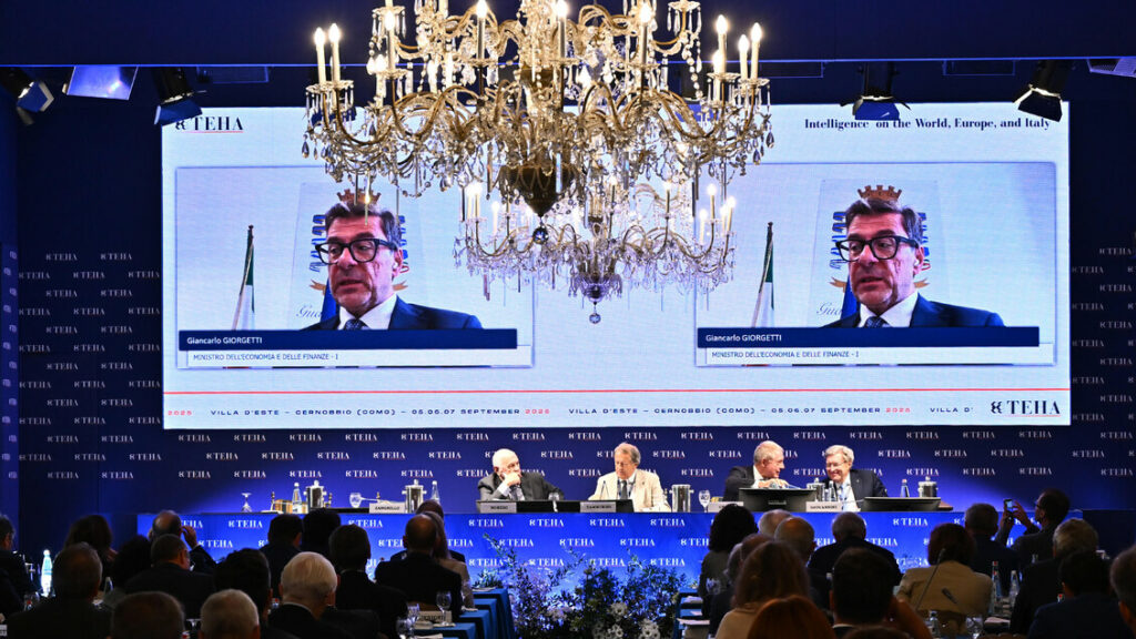 Giorgetti: 'Incognita difesa sui conti. Nessuna manovra correttiva' - Notizie