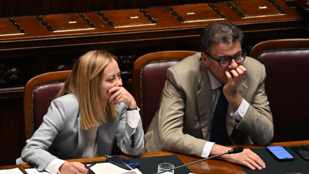 Giorgetti: 'Possibile deficit dell'Italia sotto al 3% già quest'anno'. Meloni: 'Fitch conferma che il percorso del governo è giusto' - Politica