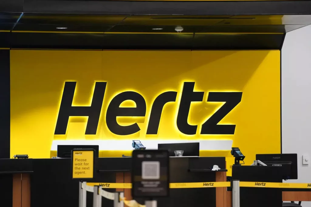 Graffi e AI: con Hertz il conto arriva prima che tu possa dire 'non sono stato io" - News