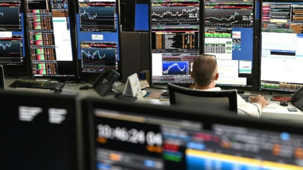I top manager di Mediobanca vendono altre azioni - Notizie