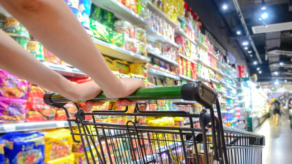 Inflazione, ad agosto era all’1,6%: ricadute di 504 euro a famiglia