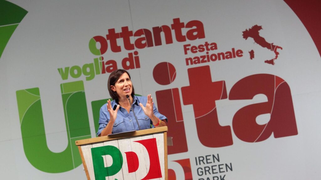 Influencer conservatore Usa offende Schlein sui social, il Pd: “Meloni la difenda e chieda scusa”