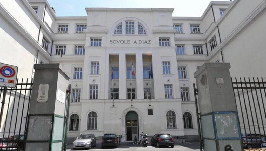 Inizio lezioni, la sindaca Salis alla scuola Diaz, teatro della macelleria messicana del G8 2001