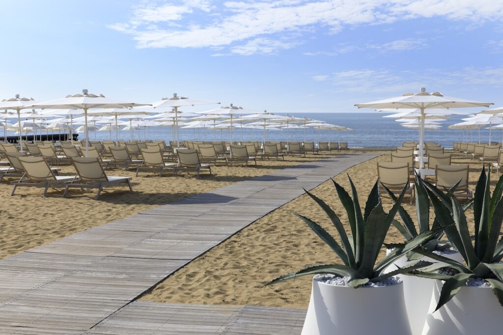 Jesolo fuori stagione: una vacanza tra yoga vista mare, massaggi e relax. A due passi da Venezia
