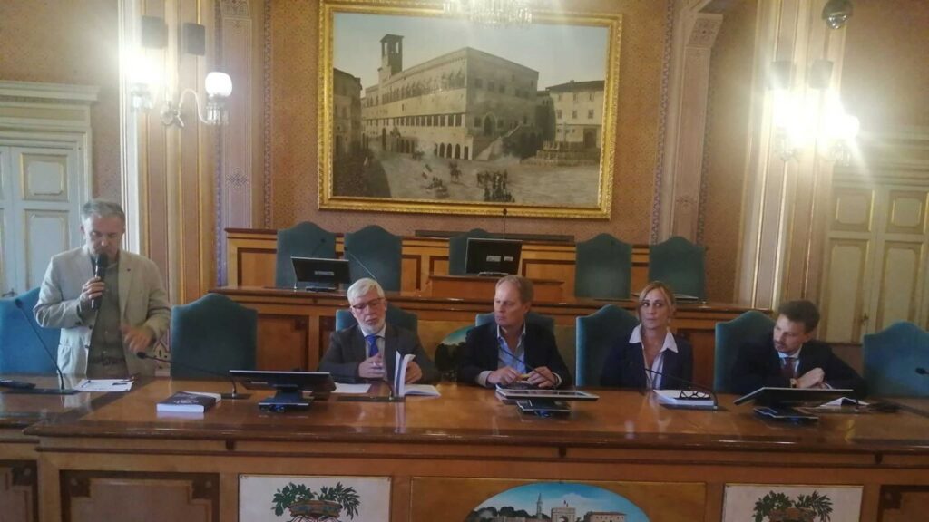 Libri, presentato a Perugia ‘Parla il Colle’ di Carlo Bartoli – Libri – Altre Proposte Libri, presentato a Perugia 'Parla il Colle' di Carlo Bartoli - Libri - Altre Proposte