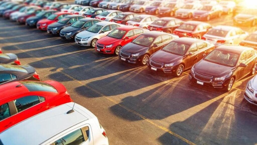 Mercato auto, ad agosto crescono le vendite in Europa