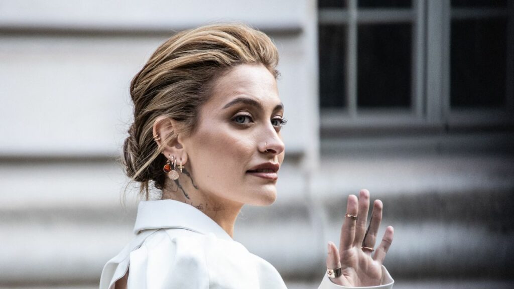 Paris Jackson contro il biopic sul padre: «È tutto edulcorato, pieno di bugie. E io non c’entro nulla» Vanity Fair Italia