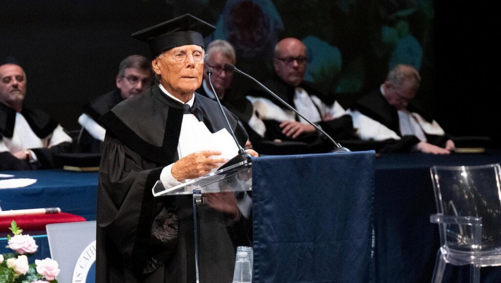Piacenza, la citta natale di Armani: dalle donazioni alla laurea honoris causa