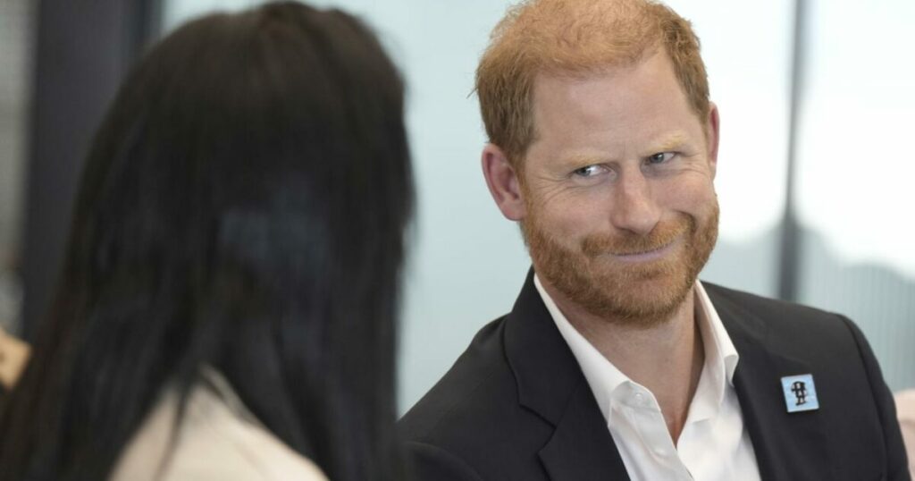 Principe Harry in Ucraina: visita ai soldati feriti dopo l'incontro con Re Carlo