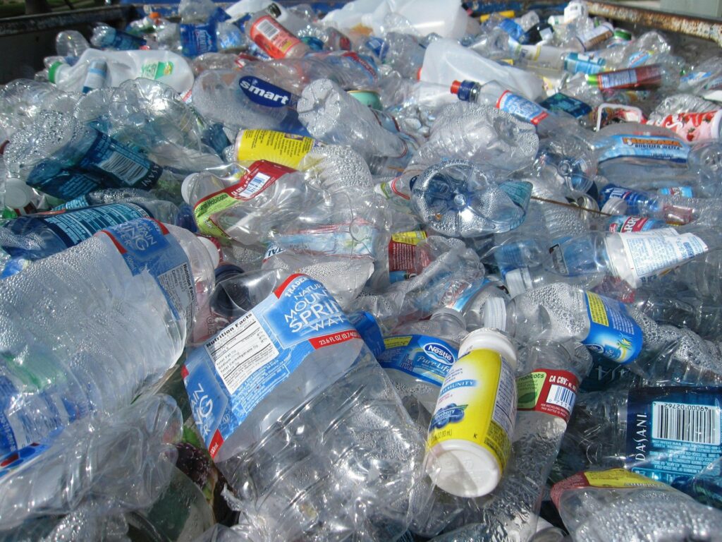 Riciclo plastica, Scoperta Nuova Tecnica Che Rende Superfluo Lo Smistamento