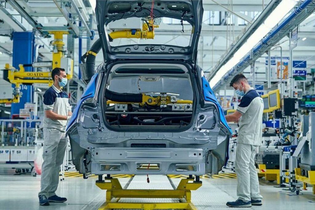 Stellantis, mezza fabbrica vuota a Mirafiori: il sindaco Lo Russo invoca una nuova reindustrializzazione – News Stellantis, mezza fabbrica vuota a Mirafiori: il sindaco Lo Russo invoca una nuova reindustrializzazione - News