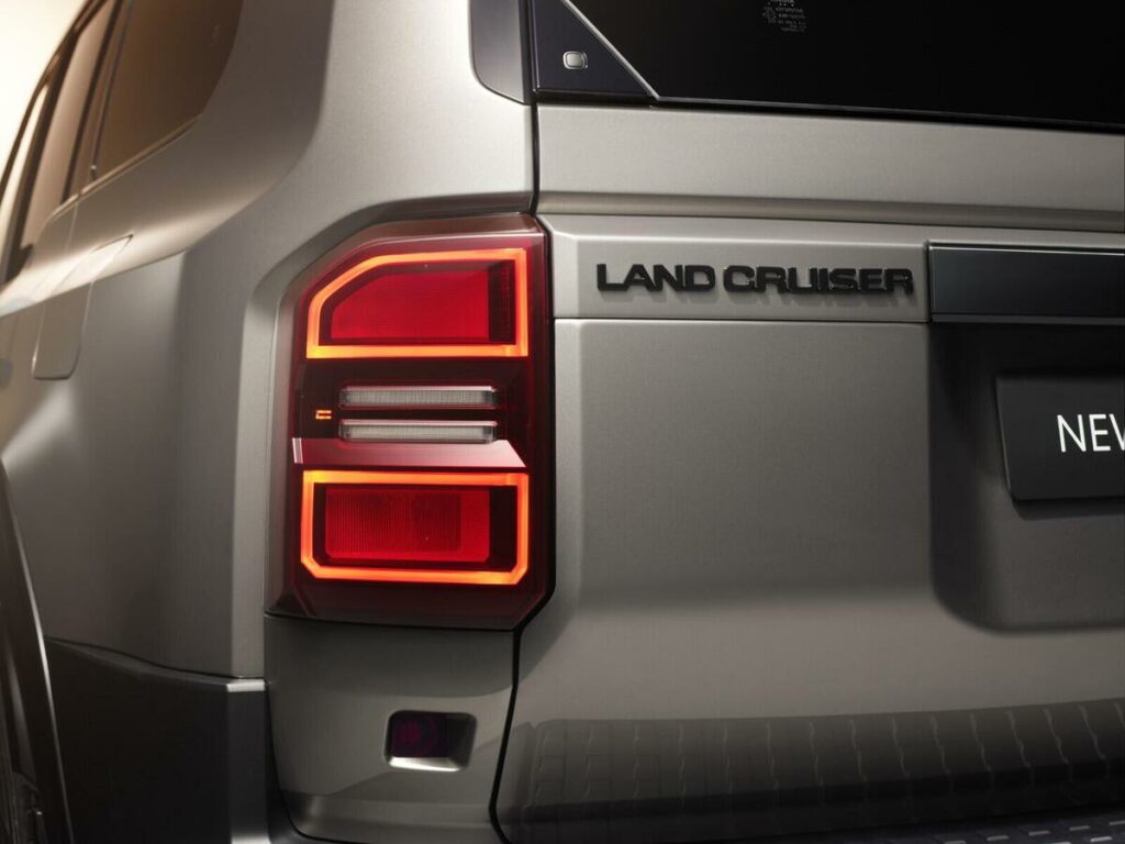 Toyota rivoluziona il fuoristrada: il mini Land Cruiser elettrico arriva nel 2028 con 600 km di autonomia – News Toyota rivoluziona il fuoristrada: il mini Land Cruiser elettrico arriva nel 2028 con 600 km di autonomia - News