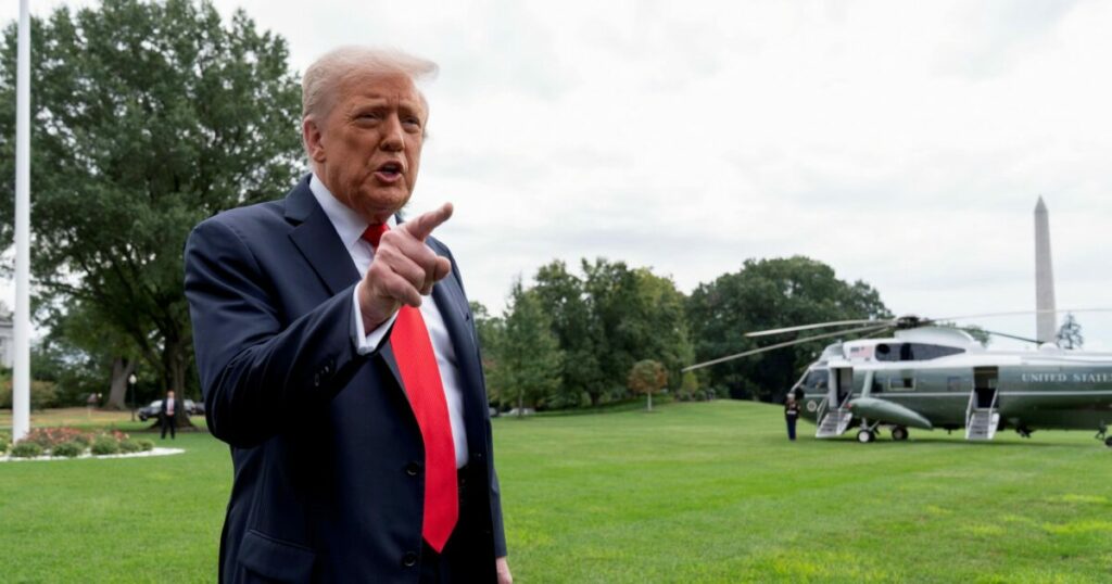 Trump invia l'esercito a Portland "per proteggere" le strutture dell'Ice