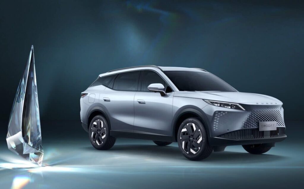 le nuove Super Hybrid al Salone di Torino 2025