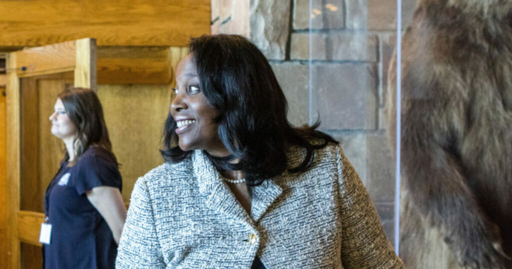 ricorso alla Corte Suprema per licenziare Lisa Cook