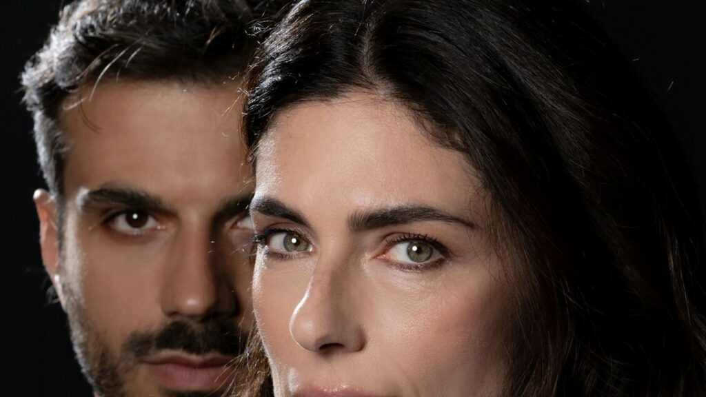 Anna Valle a teatro tra pregiudizio e manipolazioni - Teatro