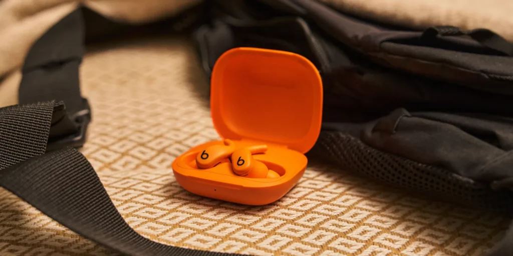Powerbeats Fit