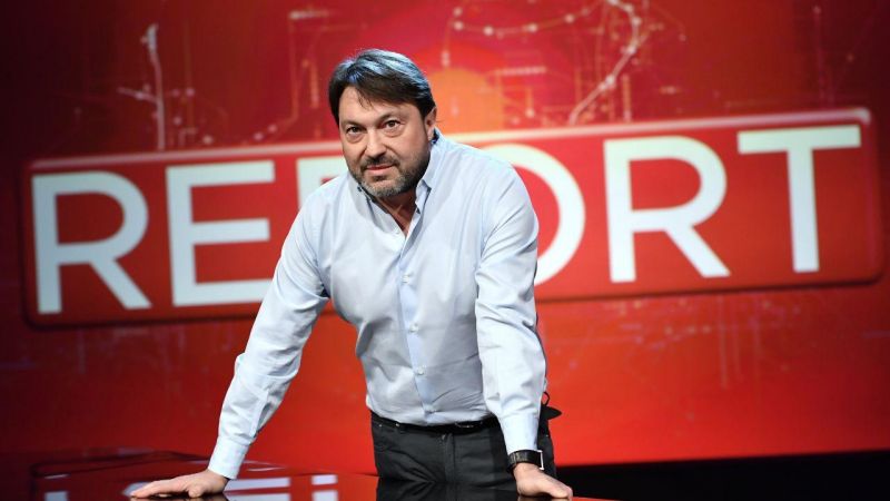Bomb destroys car of Italian television journalist Sigfrido Ranucci Bomb destroys car of Italian television journalist Sigfrido Ranucci