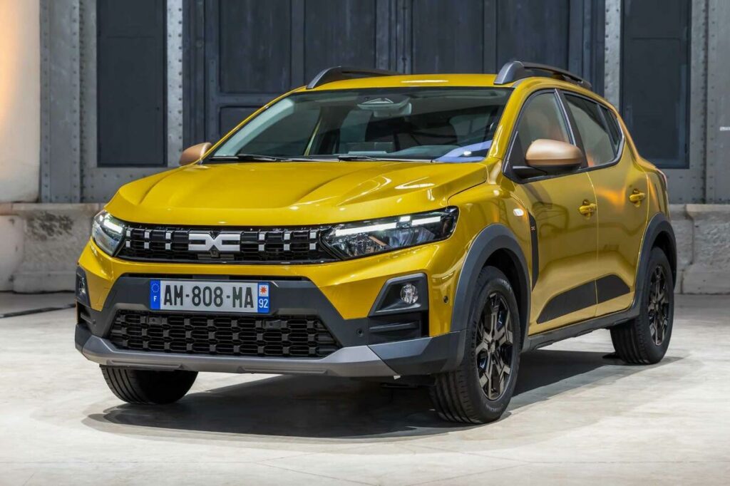 Dacia rinnova Sandero e Jogger: arriva l'ibrido da 155 CV e il GPL con cambio automatico - News