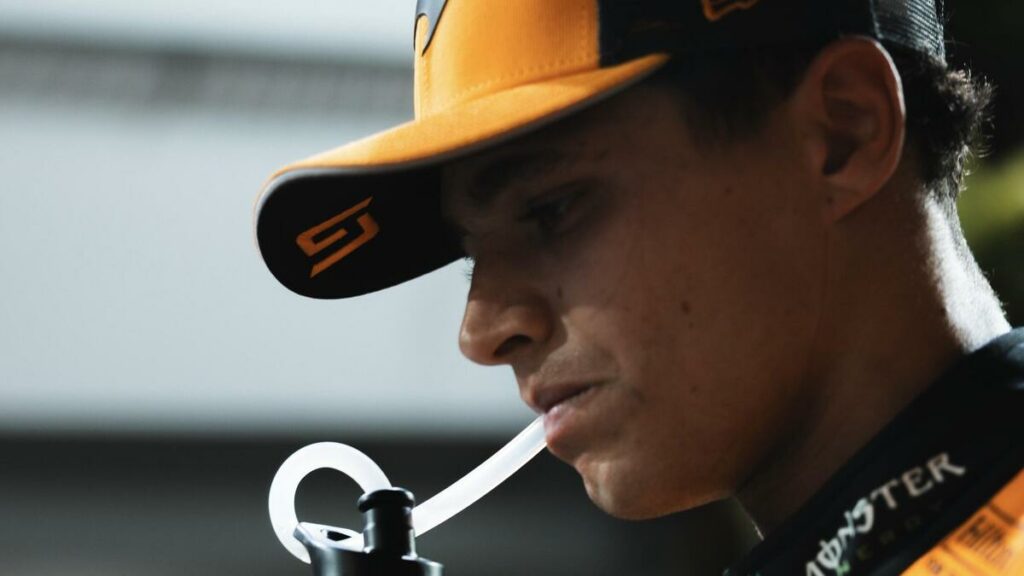 F1, Norris punge la Red Bull dopo le qualifiche di Singapore: “Si lamentano sempre” – Formula 1 F1, Norris punge la Red Bull dopo le qualifiche di Singapore: "Si lamentano sempre" - Formula 1