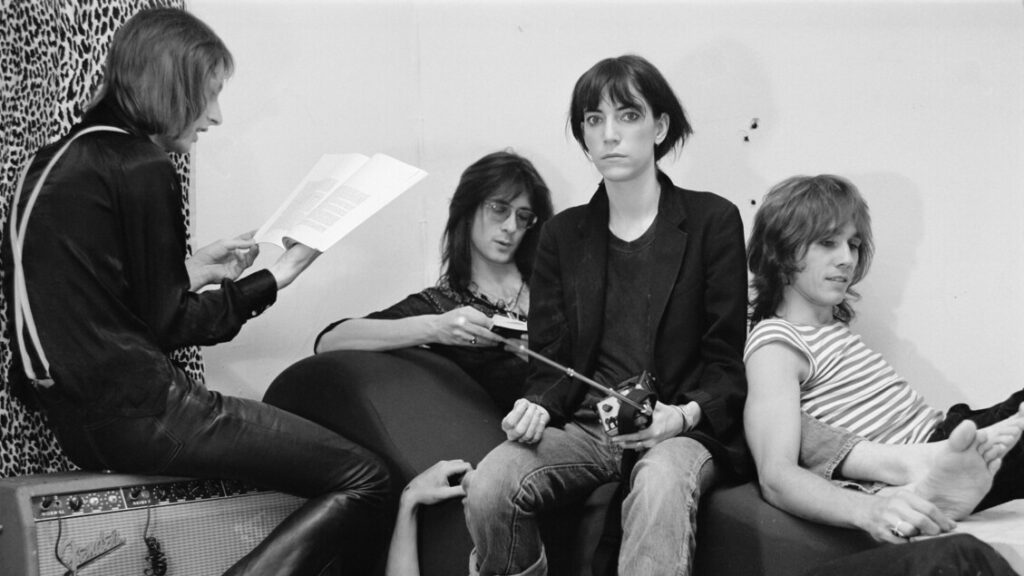 Horses fa 50 anni, rimasterizzato l'album icona di Patti Smith - Musica