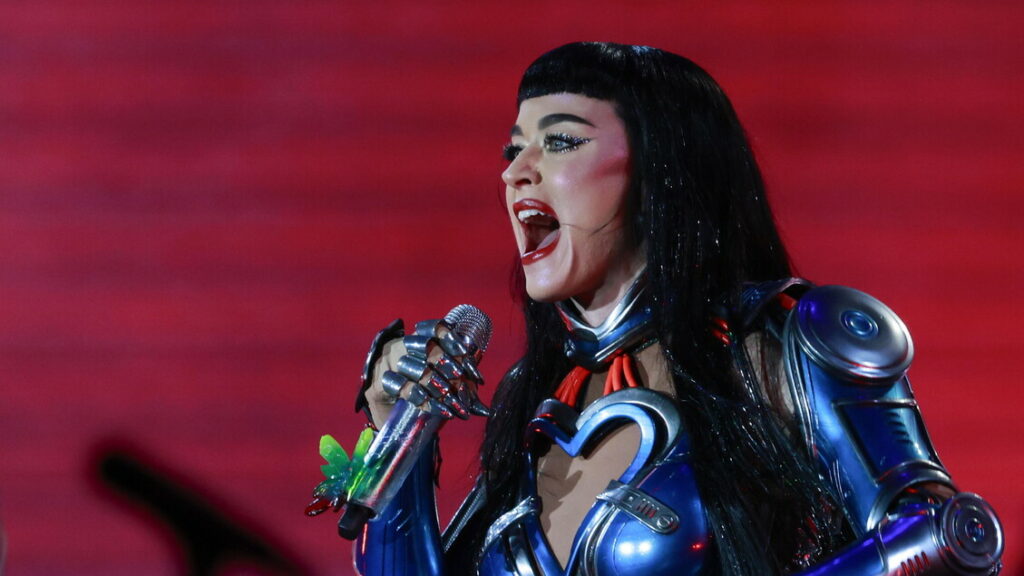 Katy Perry a Bologna, unica data italiana del Lifetimes Tour - Musica