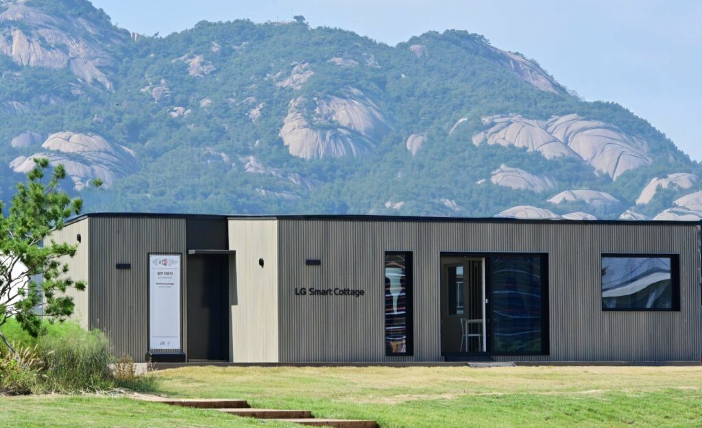 LG Smart Cottage, La Casa del Futuro è prefabbricata e Governata Dall'ai