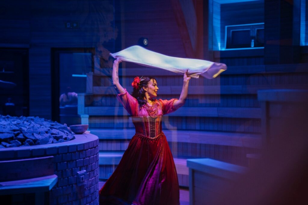 La Carmen a Aquardens è la prima opera a entrare in una sauna
